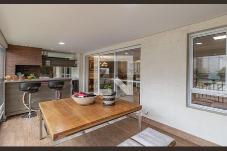 Apartamento à venda com 3 quartos, 168m² em Água Branca, São Paulo