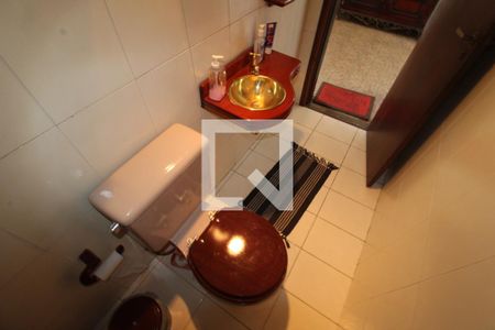 Casa à venda com 260m², 5 quartos e 8 vagasLavabo