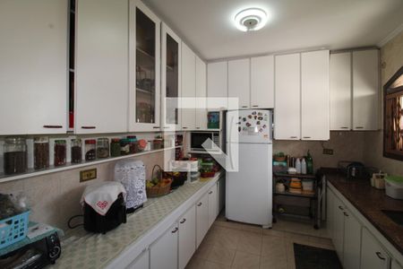 Casa à venda com 260m², 5 quartos e 8 vagasCozinha