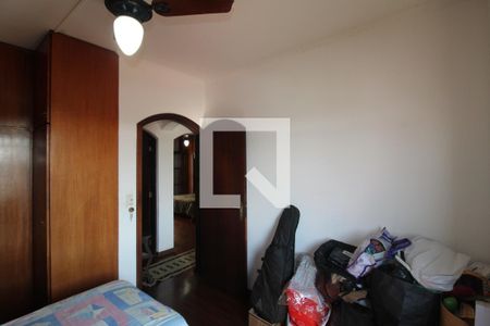 Casa à venda com 260m², 5 quartos e 8 vagasQuarto 2