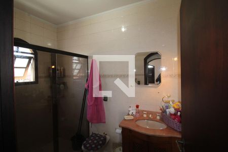 Casa à venda com 260m², 5 quartos e 8 vagasQuarto 2 - Banheiro