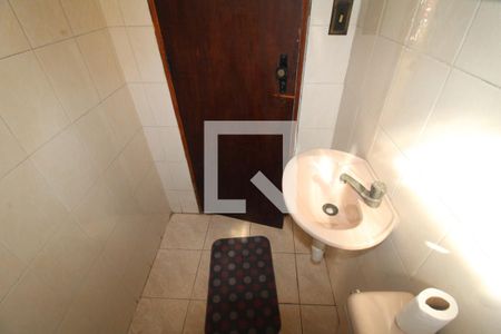 Casa à venda com 260m², 5 quartos e 8 vagasÁrea de Serviço - Banheiro