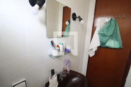 Casa à venda com 147m², 2 quartos e 3 vagasBanheiro 2