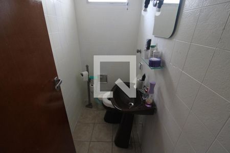 Casa à venda com 147m², 2 quartos e 3 vagasBanheiro 2