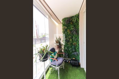 Apartamento à venda com 85m², 2 quartos e 2 vagas Apartamento à venda com 85m², 2 quartos e 2 vagasVaranda