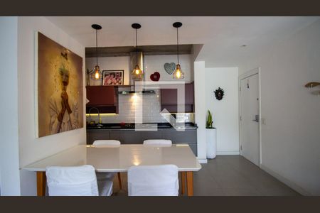 Apartamento para alugar com 175m², 3 quartos e 3 vagasCozinha e Área de Serviço