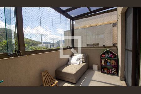 Apartamento para alugar com 175m², 3 quartos e 3 vagasVaranda da Suíte 1