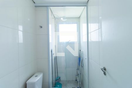 Apartamento para alugar com 45m², 2 quartos e 1 vaga Apartamento para alugar com 45m², 2 quartos e 1 vagaBanheiro