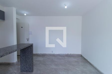 Sala de apartamento para alugar com 2 quartos, 45m² em Jardim Pioneira, Cotia