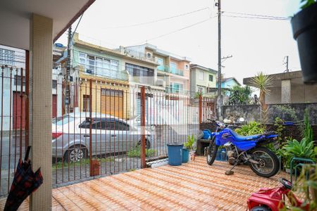 Casa à venda com 276m², 2 quartos e 2 vagas Casa à venda com 276m², 2 quartos e 2 vagasÁrea comum