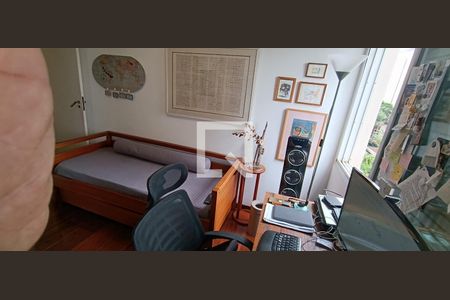 Apartamento à venda com 222m², 4 quartos e 2 vagasEscritório