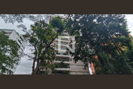 Apartamento à venda com 222m², 4 quartos e 2 vagasFachada