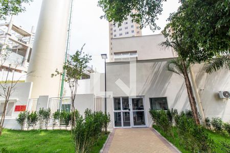 Apartamento para alugar com 32m², 2 quartos e sem vagaFachada e portaria