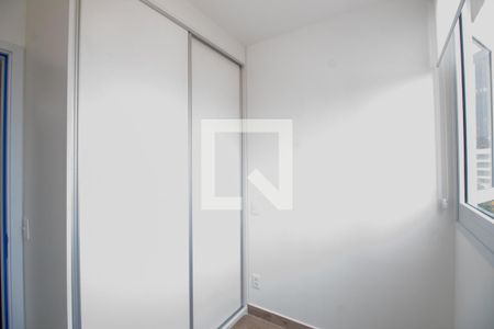 Quarto 1 de apartamento para alugar com 2 quartos, 48m² em Vila Sao Francisco (zona Sul), São Paulo