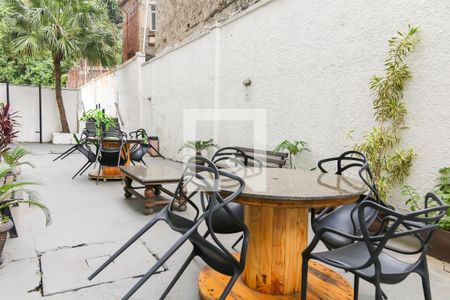 Apartamento à venda com 63m², 2 quartos e 1 vagaÁrea comum