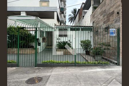 Apartamento à venda com 63m², 2 quartos e 1 vagaEntrada