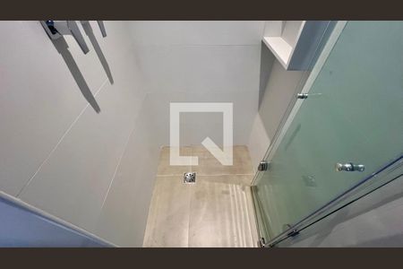 Apartamento para alugar com 71m², 2 quartos e 1 vaga Apartamento para alugar com 71m², 2 quartos e 1 vagaBanheiro da Suíte