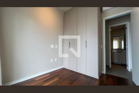 Apartamento para alugar com 71m², 2 quartos e 1 vaga Apartamento para alugar com 71m², 2 quartos e 1 vagaQuarto