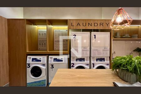 Apartamento para alugar com 71m², 2 quartos e 1 vaga Apartamento para alugar com 71m², 2 quartos e 1 vagaLavanderia