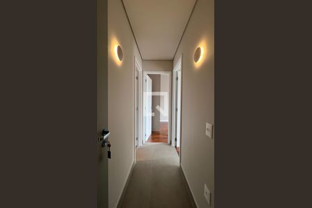 Apartamento para alugar com 71m², 2 quartos e 1 vaga Apartamento para alugar com 71m², 2 quartos e 1 vagaCorredor