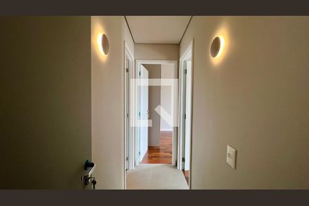 Apartamento para alugar com 71m², 2 quartos e 1 vaga Apartamento para alugar com 71m², 2 quartos e 1 vagaCorredor