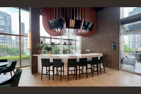 Apartamento para alugar com 71m², 2 quartos e 1 vaga Apartamento para alugar com 71m², 2 quartos e 1 vagaBar