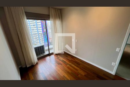 Apartamento para alugar com 71m², 2 quartos e 1 vaga Apartamento para alugar com 71m², 2 quartos e 1 vagaSuíte
