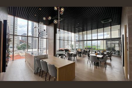 Apartamento para alugar com 71m², 2 quartos e 1 vaga Apartamento para alugar com 71m², 2 quartos e 1 vagaÁrea comum