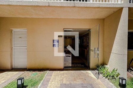 Apartamento para alugar com 28m², 1 quarto e sem vagaÁrea comum - Plaquinha