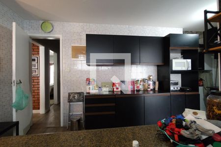 Casa de condomínio à venda com 275m², 3 quartos e 2 vagasCozinha - Armários