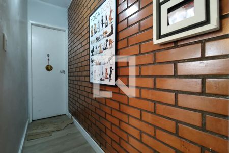 Casa de condomínio à venda com 275m², 3 quartos e 2 vagasCorredor