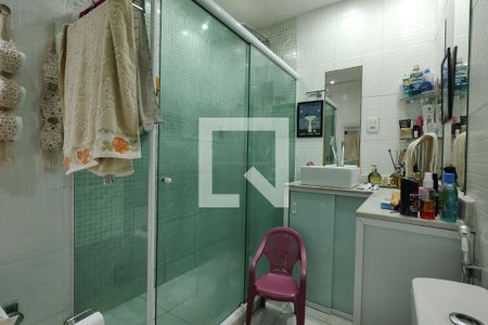 Casa de condomínio à venda com 275m², 3 quartos e 2 vagasBanheiro Social