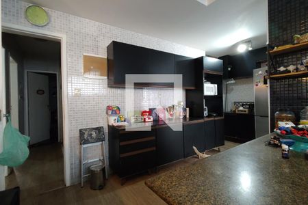 Casa de condomínio à venda com 275m², 3 quartos e 2 vagasCozinha - Armários