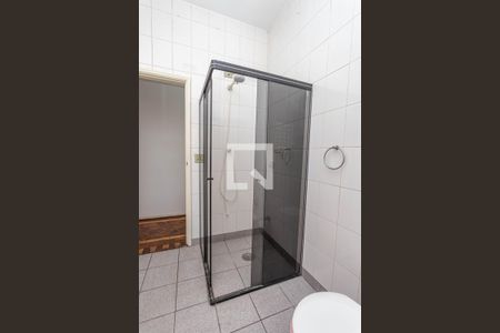 Casa para alugar com 180m², 3 quartos e 2 vagas Casa para alugar com 180m², 3 quartos e 2 vagasBanheiro social