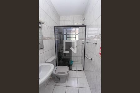 Casa para alugar com 180m², 3 quartos e 2 vagas Casa para alugar com 180m², 3 quartos e 2 vagasBanheiro da suíte