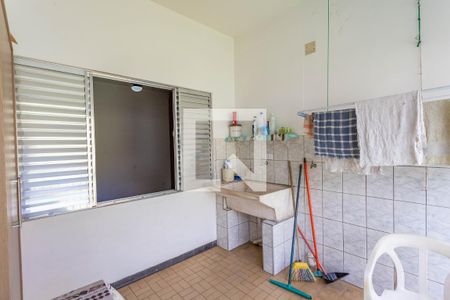 Casa para alugar com 180m², 3 quartos e 2 vagas Casa para alugar com 180m², 3 quartos e 2 vagasÁrea de serviço