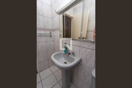 Casa para alugar com 180m², 3 quartos e 2 vagas Casa para alugar com 180m², 3 quartos e 2 vagasBanheiro da suíte