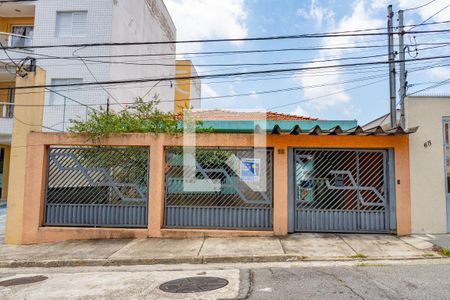 Casa para alugar com 180m², 3 quartos e 2 vagas Casa para alugar com 180m², 3 quartos e 2 vagasFachada + placa