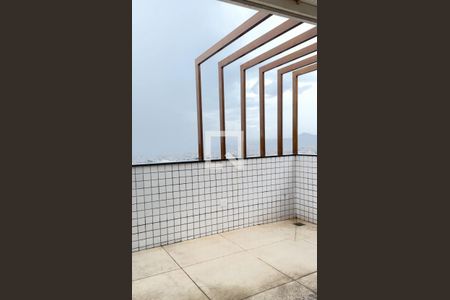 Apartamento à venda com 190m², 4 quartos e 3 vagasVaranda