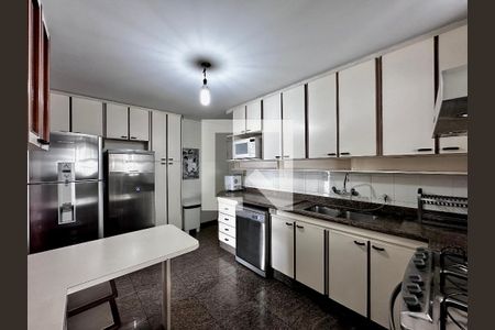 Apartamento à venda com 280m², 3 quartos e 3 vagasCozinha