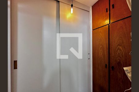 Apartamento à venda com 280m², 3 quartos e 3 vagasQuarto de Serviço