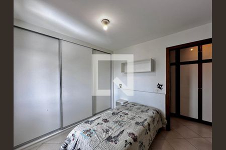 Apartamento à venda com 280m², 3 quartos e 3 vagasQuarto 2