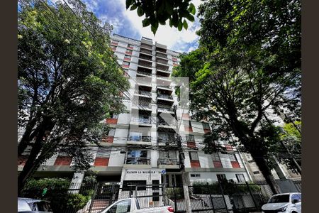 Apartamento à venda com 280m², 3 quartos e 3 vagasFachada
