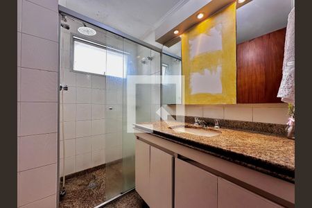 Apartamento à venda com 280m², 3 quartos e 3 vagasBanheiro Social