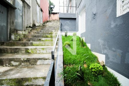 Casa para alugar com 66m², 2 quartos e sem vagaAcesso da Rua