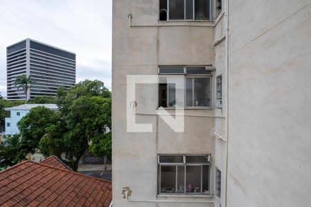 Apartamento para alugar com 75m², 1 quarto e 1 vagaÁrea de Serviço Vista