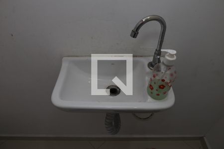 Casa de condomínio à venda com 101m², 2 quartos e 2 vagasBanheiro 3
