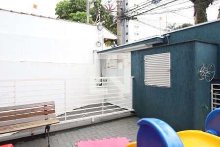 Casa de condomínio à venda com 101m², 2 quartos e 2 vagasÁrea comum - Entrada e playground