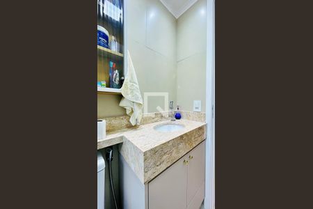 Apartamento à venda com 62m², 2 quartos e 1 vaga Apartamento à venda com 62m², 2 quartos e 1 vagaBanheiro da Suíte