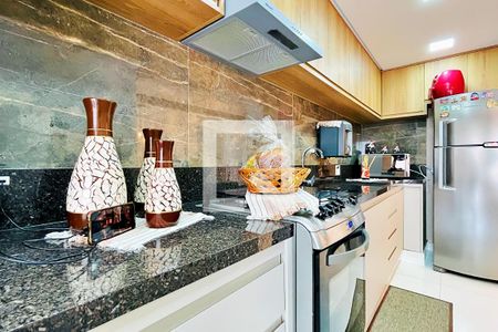 Apartamento à venda com 62m², 2 quartos e 1 vaga Apartamento à venda com 62m², 2 quartos e 1 vagaCozinha e Área de Serviço